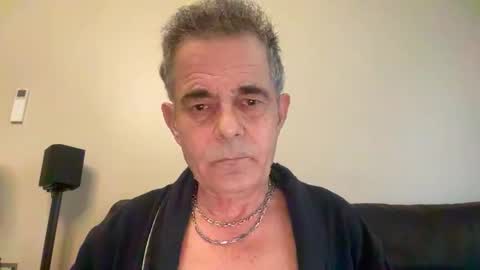 Snapshot of cwaddle chatting on May 8, 2026, 9:58 am cwaddle online show from May 8, 2026, 9:58 am