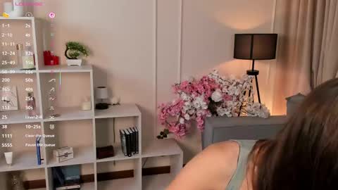 Cwen online show from September 11, 2025, 7:14 pm