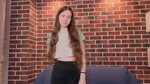 Snapshot of cwendenmon chatting on July 18, 2026, 7:06 pm Ashly online show from July 18, 2026, 7:06 pm