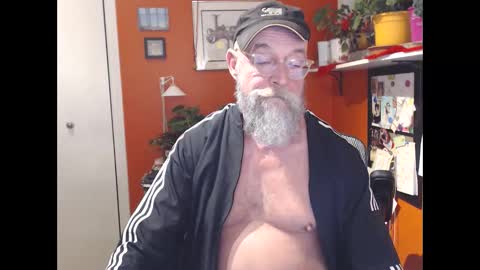 Snapshot of cxcdn chatting on March 6, 2025, 6:41 am cxcdn online show from March 6, 2025, 6:41 am