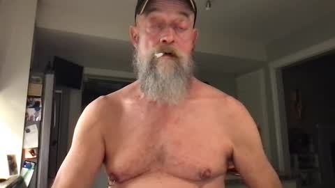 Snapshot of cxcdn chatting on November 18, 2025, 5:45 am cxcdn online show from November 18, 2025, 5:45 am