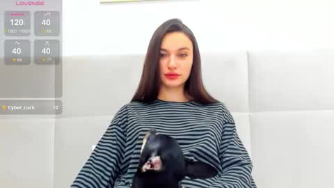 Snapshot of cyber_geisha chatting on November 29, 2025, 2:20 pm Eva online show from November 29, 2025, 2:20 pm