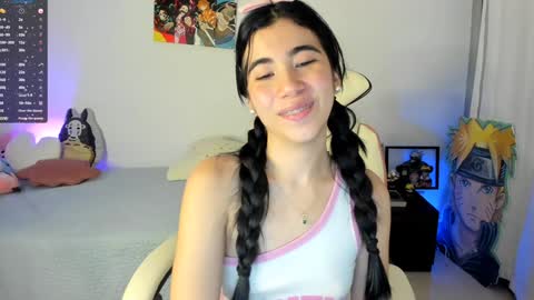 Snapshot of cyber_lizz chatting on December 6, 2024, 12:45 am Liz online show from December 6, 2024, 12:45 am