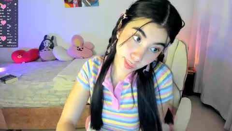 Snapshot of cyber_lizz chatting on February 13, 2025, 10:54 pm Liz online show from February 13, 2025, 10:54 pm