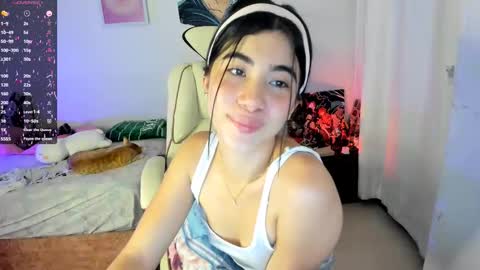 Snapshot of cyber_lizz chatting on September 16, 2025, 12:11 am Liz online show from September 16, 2025, 12:11 am