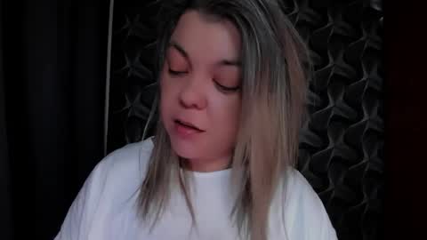 Snapshot of cyberdomme chatting on May 4, 2026, 9:00 pm Full time mean bitch. online show from May 4, 2026, 9:00 pm