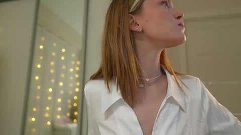 Snapshot of cyberheart_ chatting on January 5, 2025, 5:51 pm EMILY online show from January 5, 2025, 5:51 pm