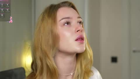 Snapshot of cyberheart_ chatting on November 23, 2025, 3:01 pm EMILY online show from November 23, 2025, 3:01 pm