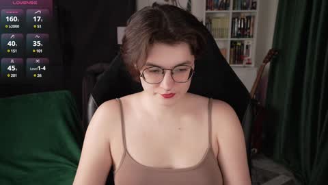 Helen Blossom online show from December 21, 2024, 7:27 pm