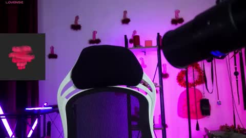 Lily Goddess online show from February 16, 2026, 1:46 am