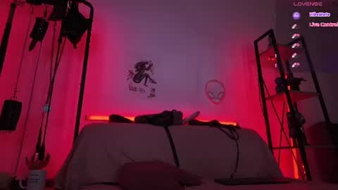 Snapshot of cyberxgoddess_ chatting on July 2, 2026, 6:19 am Lily Goddess online show from July 2, 2026, 6:19 am