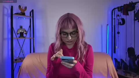 Snapshot of cyberxgoddess_ chatting on July 16, 2026, 12:16 am Lily Goddess online show from July 16, 2026, 12:16 am