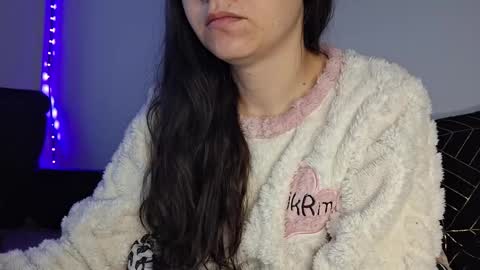 Snapshot of cyndee_winter chatting on December 21, 2024, 8:39 am Cyndee Winter online show from December 21, 2024, 8:39 am