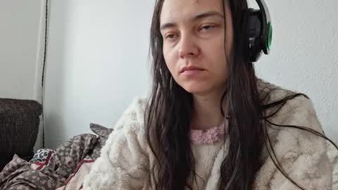 Snapshot of cyndee_winter chatting on December 22, 2024, 11:22 am Cyndee Winter online show from December 22, 2024, 11:22 am