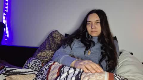 Snapshot of cyndee_winter chatting on December 22, 2024, 3:33 pm Cyndee Winter online show from December 22, 2024, 3:33 pm