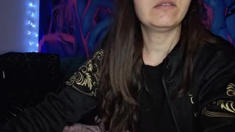 Snapshot of cyndee_winter chatting on February 2, 2025, 4:00 pm Cyndee Winter online show from February 2, 2025, 4:00 pm