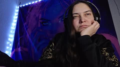 Snapshot of cyndee_winter chatting on February 19, 2025, 5:06 pm Cyndee Winter online show from February 19, 2025, 5:06 pm