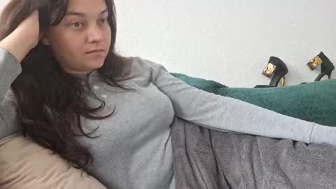 Snapshot of cyndee_winter chatting on September 15, 2025, 2:50 pm Cyndee Winter online show from September 15, 2025, 2:50 pm