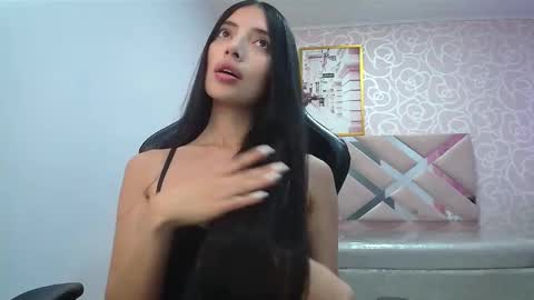 Snapshot of cynthia_ch chatting on September 25, 2025, 3:54 am CINTIA ARAUJO online show from September 25, 2025, 3:54 am
