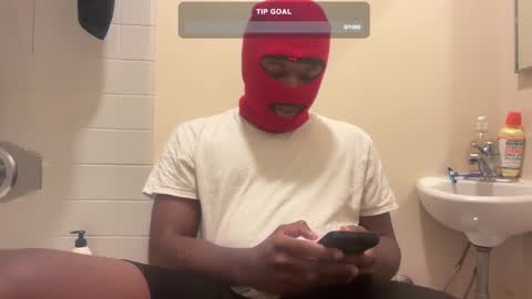 Snapshot of cyruss333 chatting on January 19, 2025, 3:39 am Cyrus online show from January 19, 2025, 3:39 am