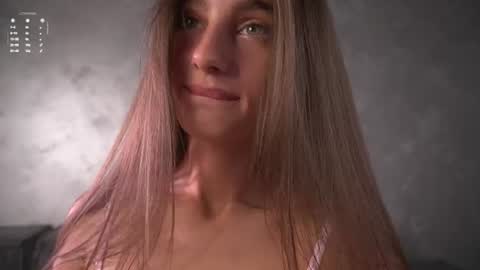 Isabella online show from July 10, 2026, 1:10 am