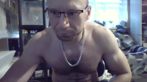 Snapshot of czestus chatting on June 23, 2026, 6:28 pm czestus online show from June 23, 2026, 6:28 pm