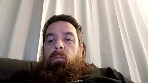 D online show from November 3, 2025, 9:10 am