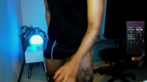 Snapshot of daarkomalfoy chatting on November 10, 2025, 8:41 pm Mauricio online show from November 10, 2025, 8:41 pm