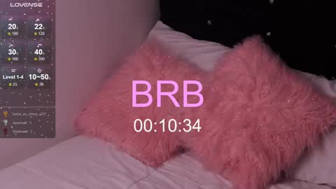 Snapshot of daarlene chatting on January 6, 2025, 5:27 pm Darlene online show from January 6, 2025, 5:27 pm