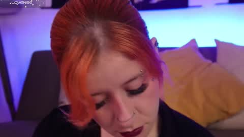 Snapshot of daarlene chatting on November 8, 2025, 10:48 am Darlene online show from November 8, 2025, 10:48 am