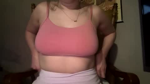 dabqueen_1994 online show from February 14, 2026, 12:57 pm