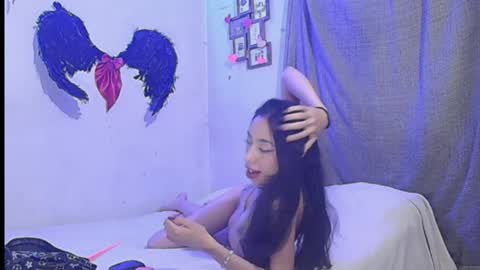 dabria_luxe online show from May 13, 2026, 6:22 am