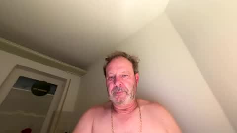 dachdecker7269 online show from January 13, 2026, 4:40 am