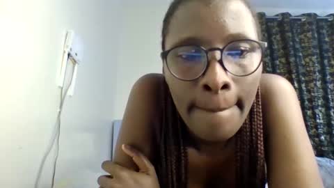 Goddess online show from April 29, 2026, 3:10 am