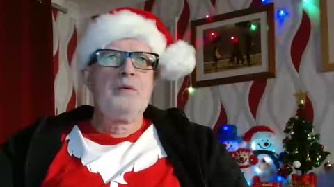 Snapshot of daddiescockforyou chatting on December 12, 2024, 9:04 pm Brian ... online show from December 12, 2024, 9:04 pm