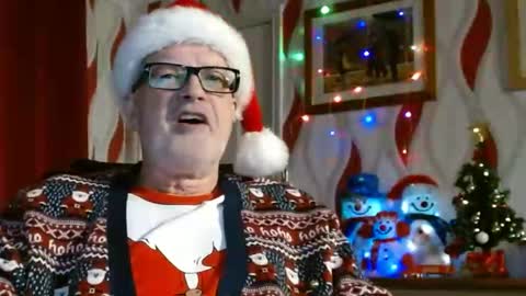 Snapshot of daddiescockforyou chatting on December 18, 2024, 8:57 pm Brian ... online show from December 18, 2024, 8:57 pm