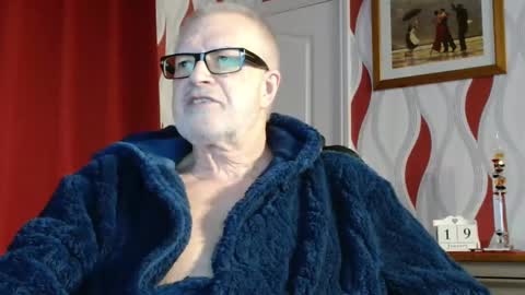 Snapshot of daddiescockforyou chatting on January 19, 2025, 8:51 pm Brian ... online show from January 19, 2025, 8:51 pm