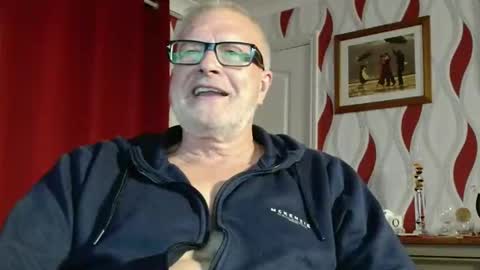 Snapshot of daddiescockforyou chatting on September 30, 2025, 8:03 pm Brian ... online show from September 30, 2025, 8:03 pm