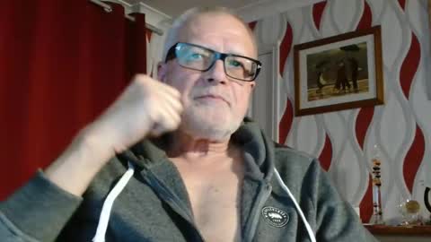 Snapshot of daddiescockforyou chatting on October 16, 2025, 8:10 pm Brian ... online show from October 16, 2025, 8:10 pm