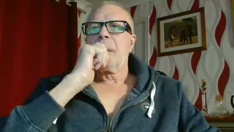 Snapshot of daddiescockforyou chatting on November 12, 2025, 9:03 pm Brian ... online show from November 12, 2025, 9:03 pm