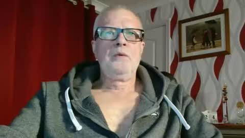 Snapshot of daddiescockforyou chatting on November 24, 2025, 9:14 pm Brian ... online show from November 24, 2025, 9:14 pm