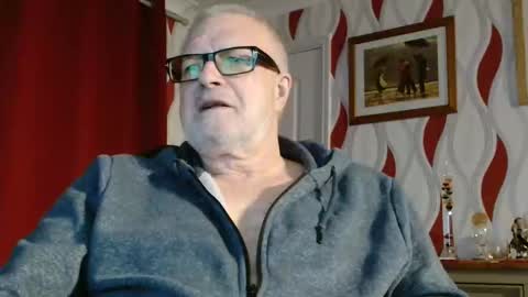 Snapshot of daddiescockforyou chatting on April 30, 2026, 8:04 pm Brian ... online show from April 30, 2026, 8:04 pm