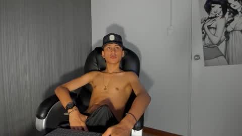 Snapshot of daddy_darcks chatting on September 12, 2025, 9:04 pm daddy_darcks online show from September 12, 2025, 9:04 pm