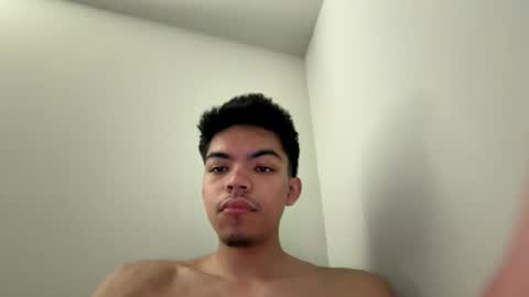 Snapshot of daddy_long_legs25 chatting on June 3, 2026, 3:17 pm daddy_long_legs25 online show from June 3, 2026, 3:17 pm