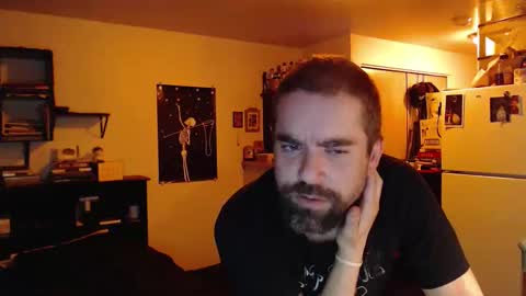 daddy_werewolf online show from March 17, 2026, 7:55 am