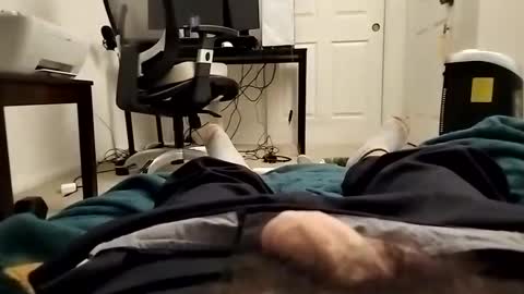 Snapshot of daddybod89 chatting on February 15, 2025, 12:33 pm Daddybody89 online show from February 15, 2025, 12:33 pm