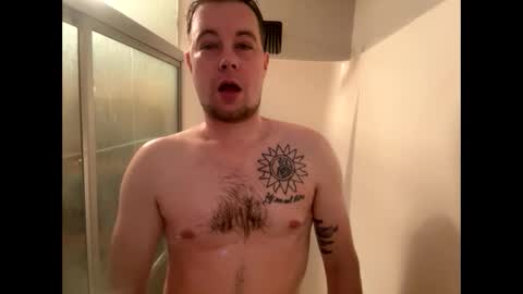 Snapshot of daddycam33 chatting on January 11, 2025, 10:18 pm DaddyCam33 online show from January 11, 2025, 10:18 pm