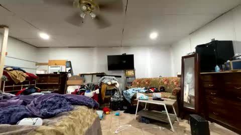 Snapshot of daddydic120402 chatting on October 29, 2025, 4:42 pm daddydic120402 online show from October 29, 2025, 4:42 pm