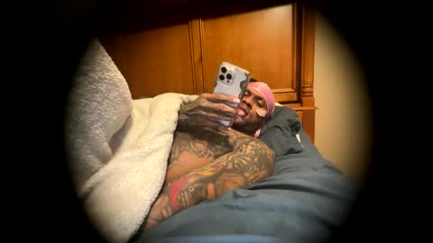 Snapshot of daddyjanimal chatting on May 5, 2026, 7:38 am sexy tatted king bbc online show from May 5, 2026, 7:38 am