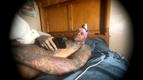 Snapshot of daddyjanimal chatting on May 19, 2026, 11:38 am sexy tatted king bbc online show from May 19, 2026, 11:38 am
